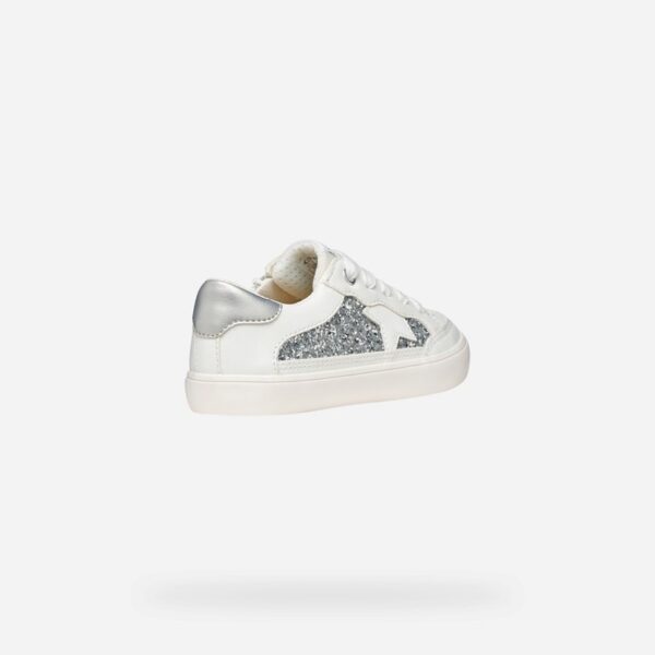Sneaker
