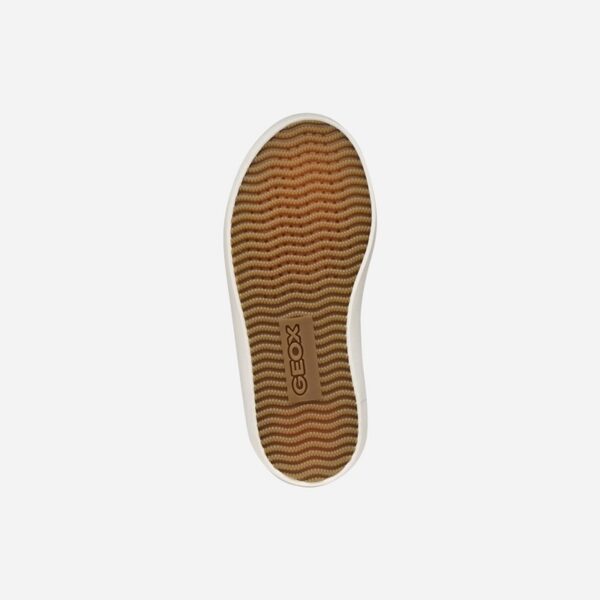 Sneaker